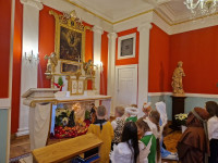Włocławek: Kolędnicy Misyjni odwiedzili biskupa włocławskiego i Sanktuarium św. Józefa